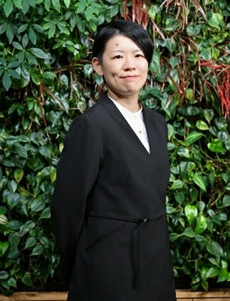 鹿取 悠子