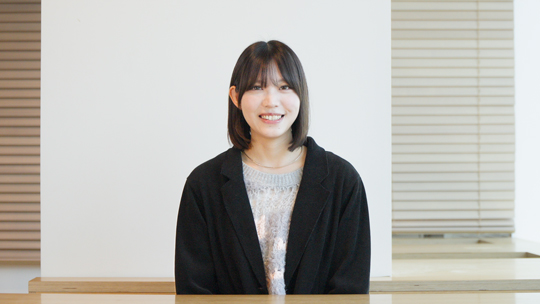 小出 明乃